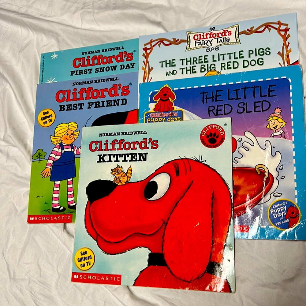 Norman Bridwell. Clifford the big red dog bundle.